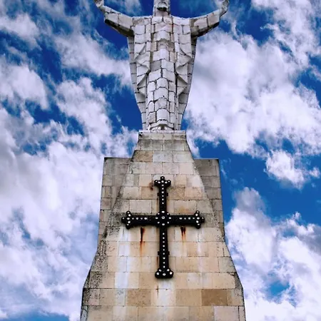 Vistas Monte Naranco Con Parking 5euros Al Dia * Oviédo