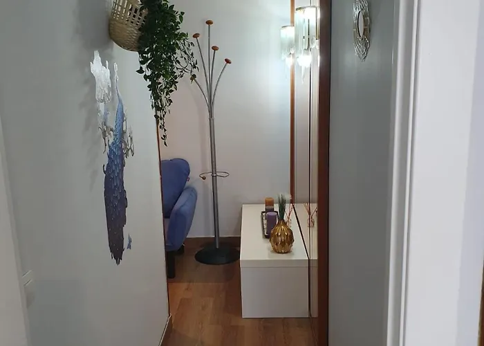 Vistas Monte Naranco Con Parking 5euros Al Dia شقة *